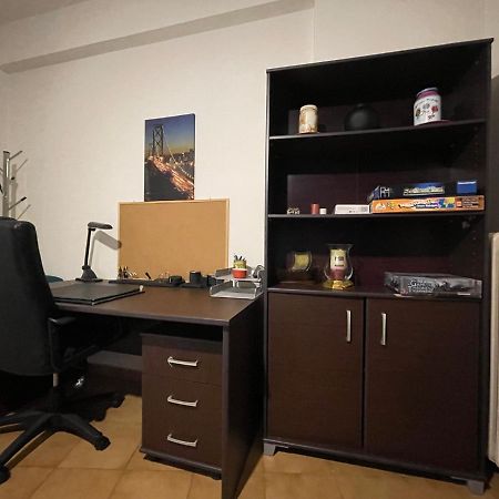 Karras' Home Golos Dış mekan fotoğraf